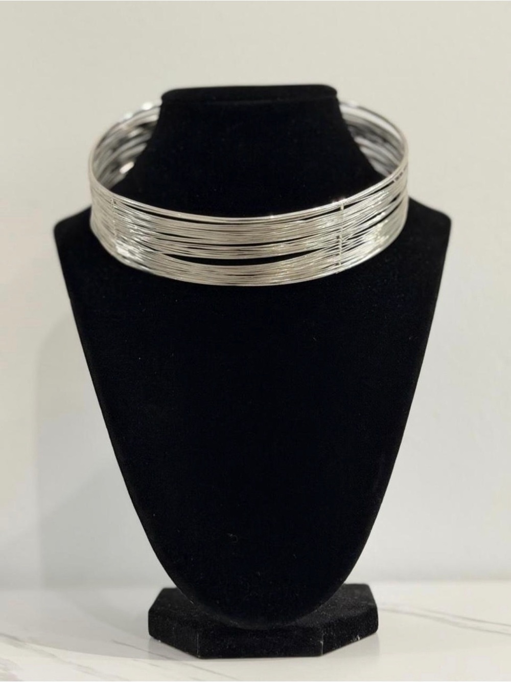 Silver Wire Choker Necklace
